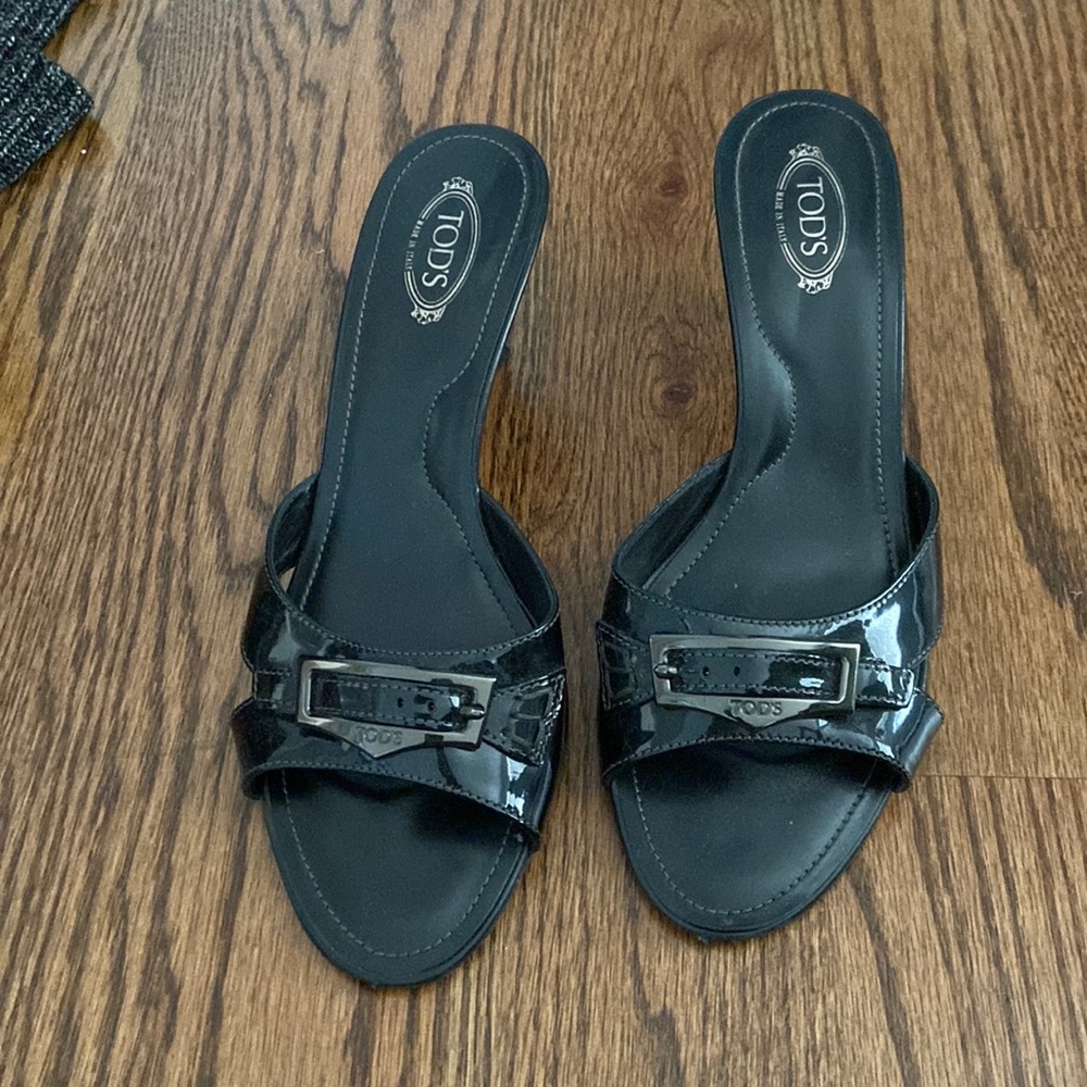 Designer Tods sandal slides - heels